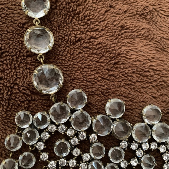 Banana Republic ✨Statement Necklace✨ - Picture 2 of 4